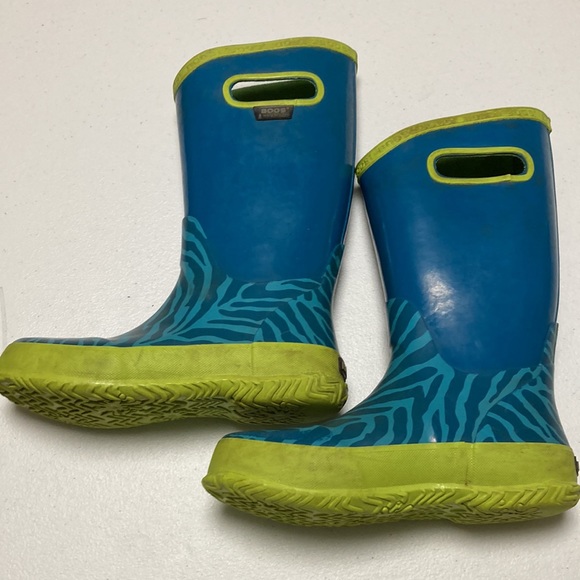 Bogs Zebra Print Waterproof Girl’s Rainboots - Picture 12 of 14